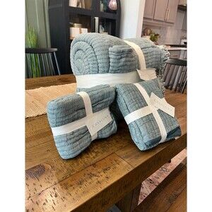 SET King Reversible Textured Chambray Coverlet & Shams Dark Teal Blue - Casaluna